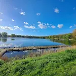 Chalet Met Veranda & Omheinde, Ruime Tuin In Zeeland Vp077