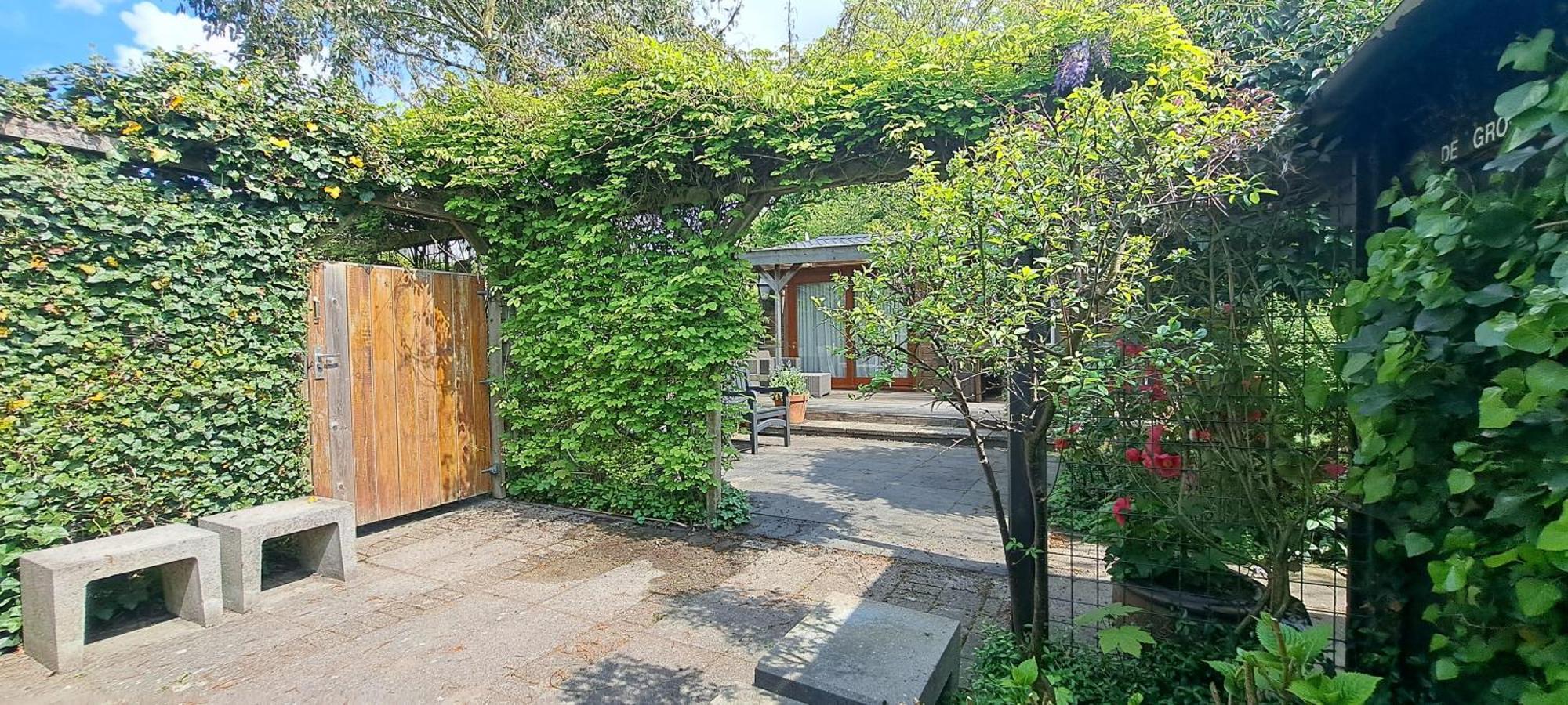 Met Veranda & Omheinde, Ruime Tuin In Zeeland Vp077 Vakantiehuis